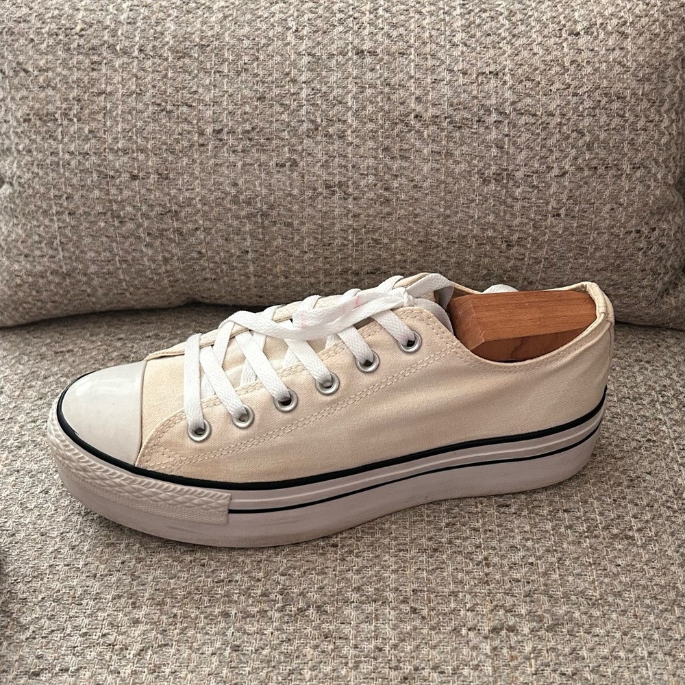 Classic Platform Canvas Sneakers in Cream